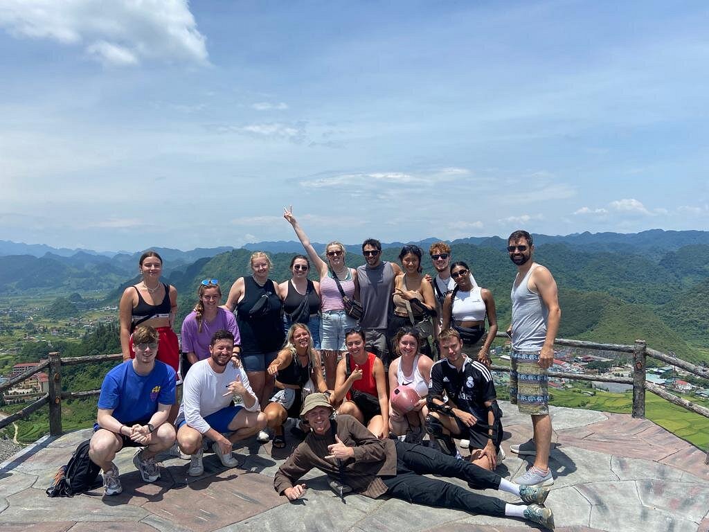 The Buffalo tour group check in heaven gate
