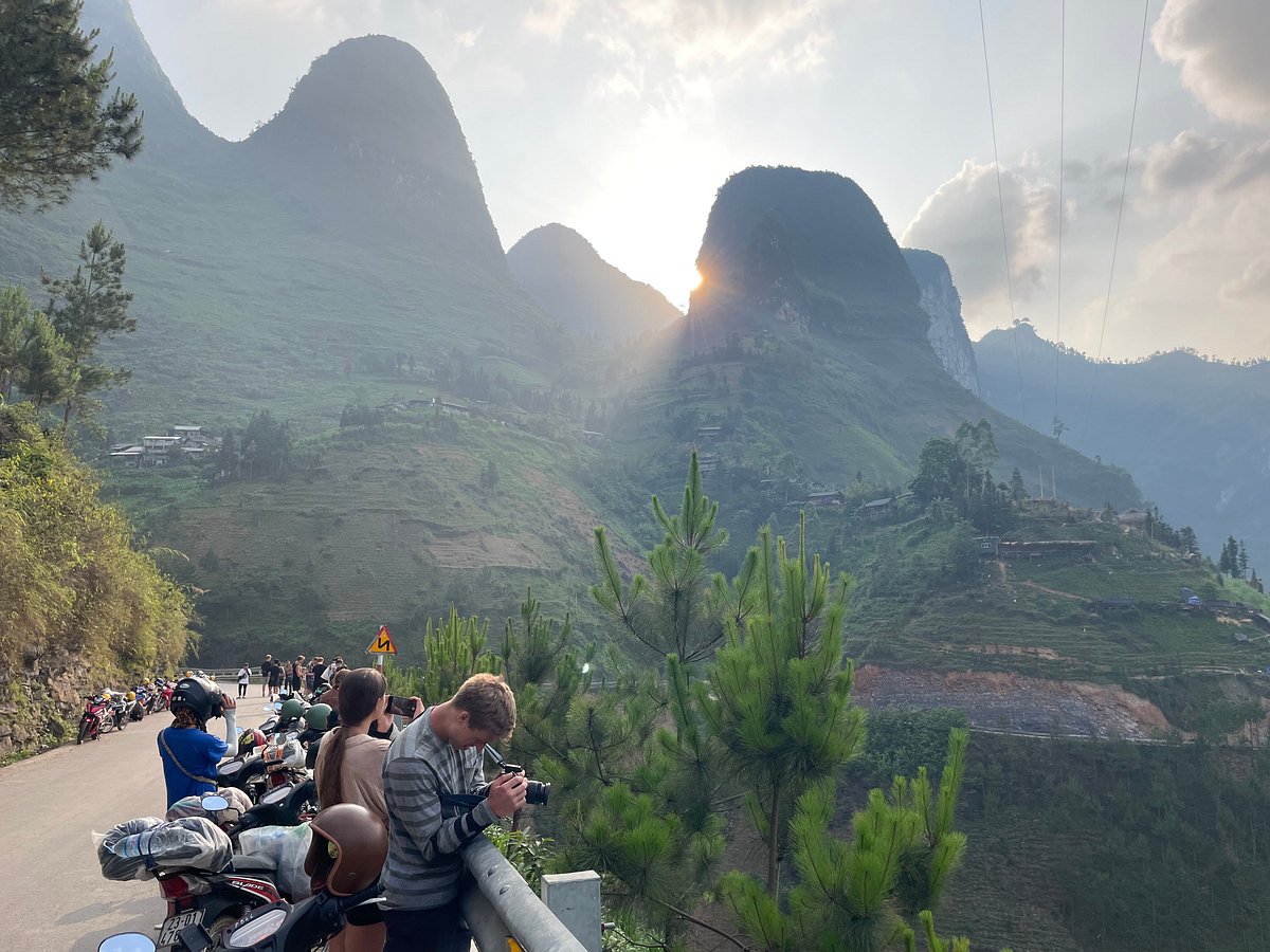 HA GIANG LOOP 03 DAY 02 NIGHT TOUR